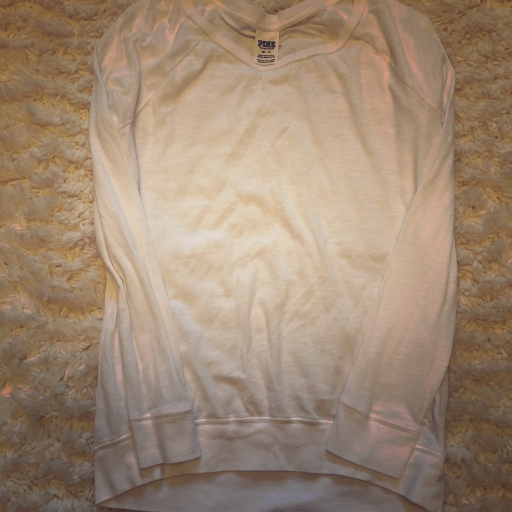 VS Pink long sleeve tee